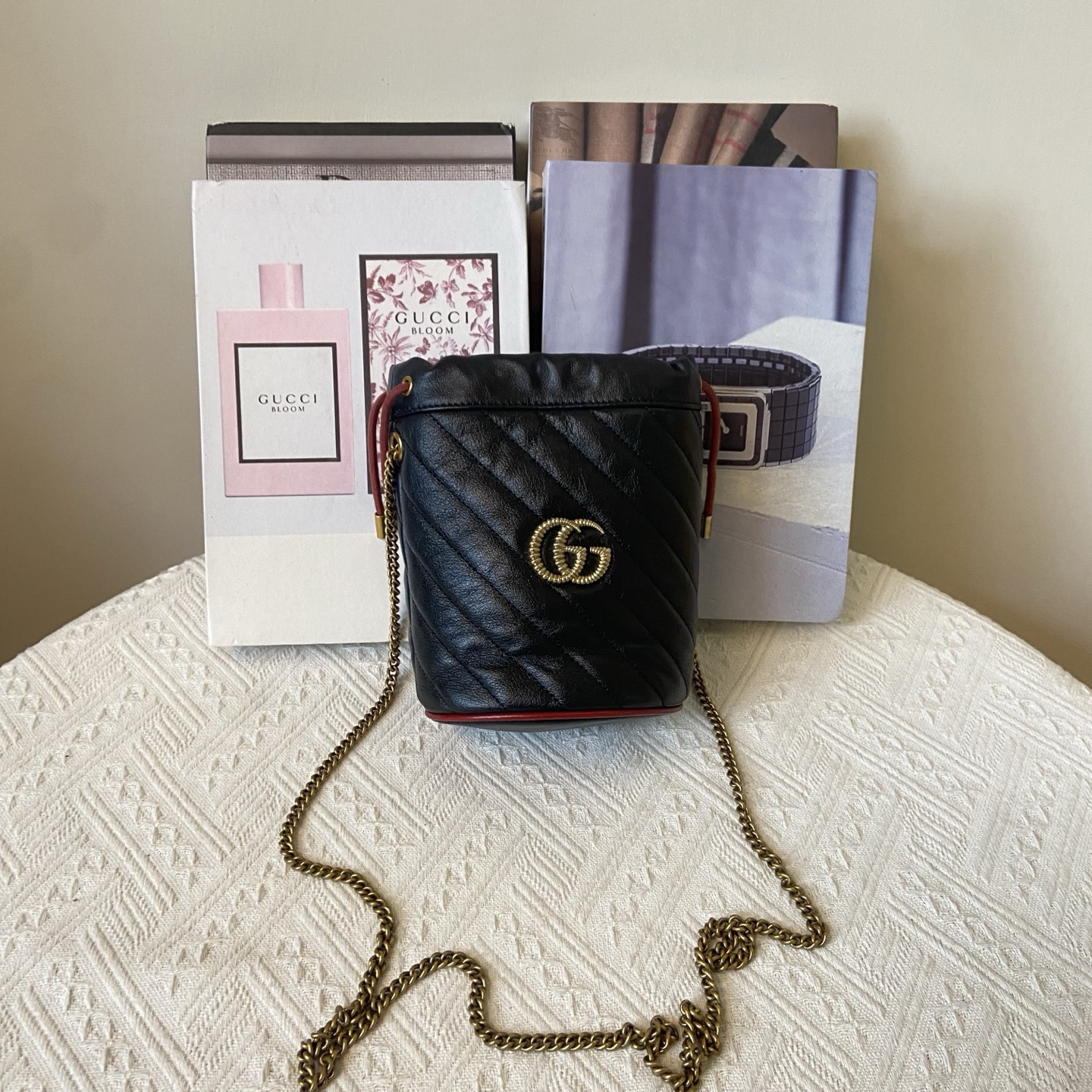 95新 GUCCI/古驰 黑金圆桶包（20年）