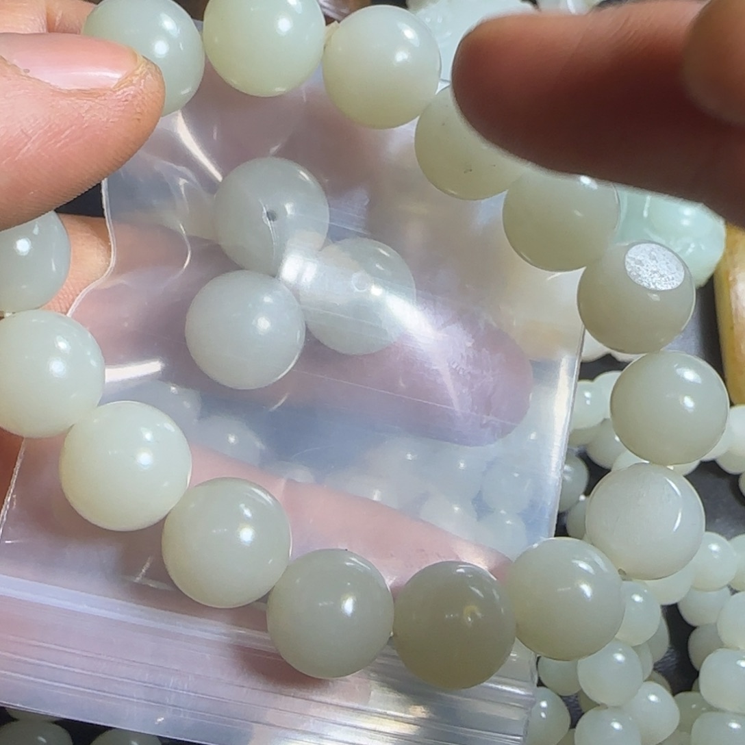 未镶嵌手链和田玉友*