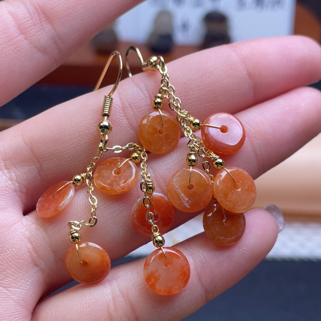 颈饰未镶嵌翡翠翡翠（有瑕疵）