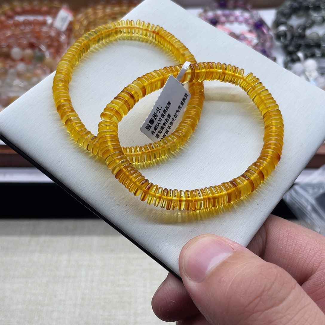 水晶手串未镶嵌蜜蜡