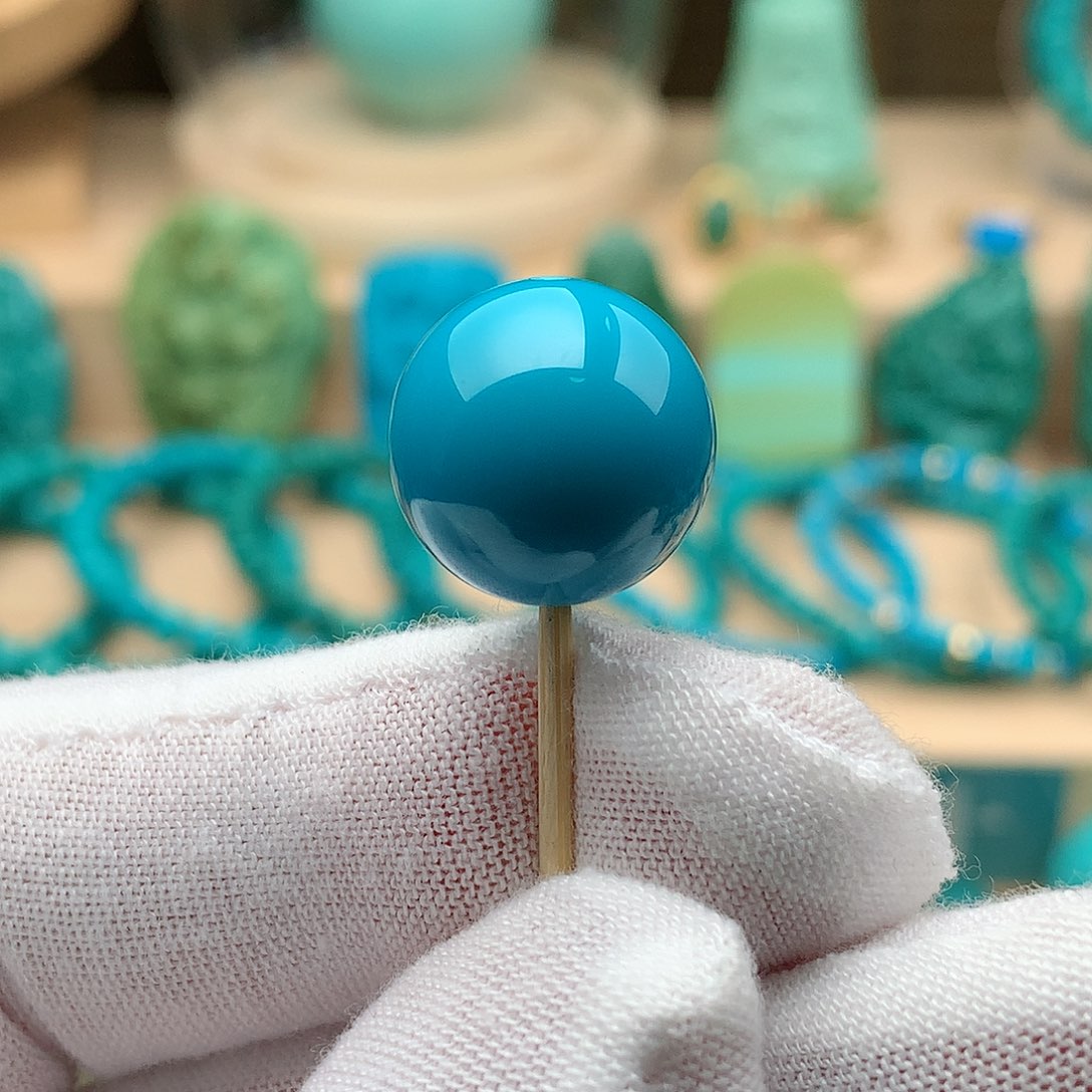 绿松石未镶嵌颈饰