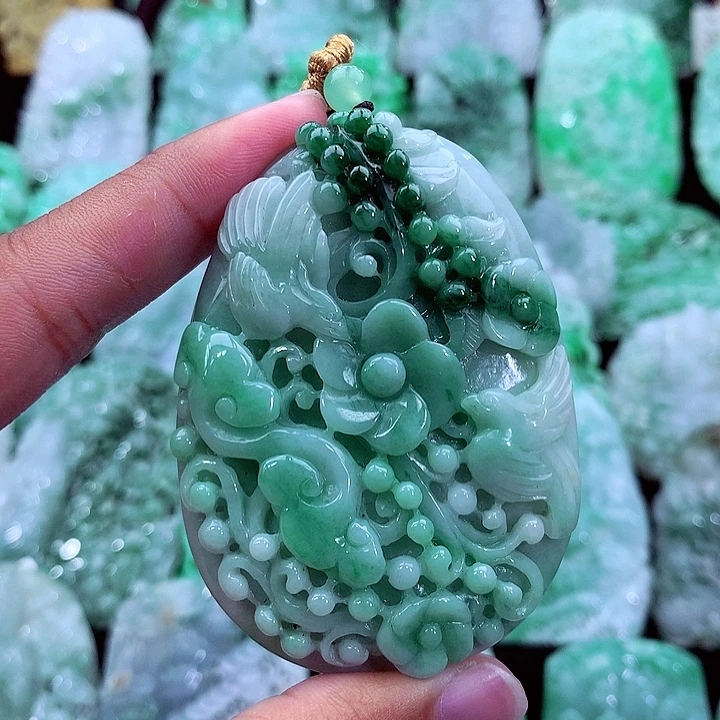 天然A货翡翠花鸟牌