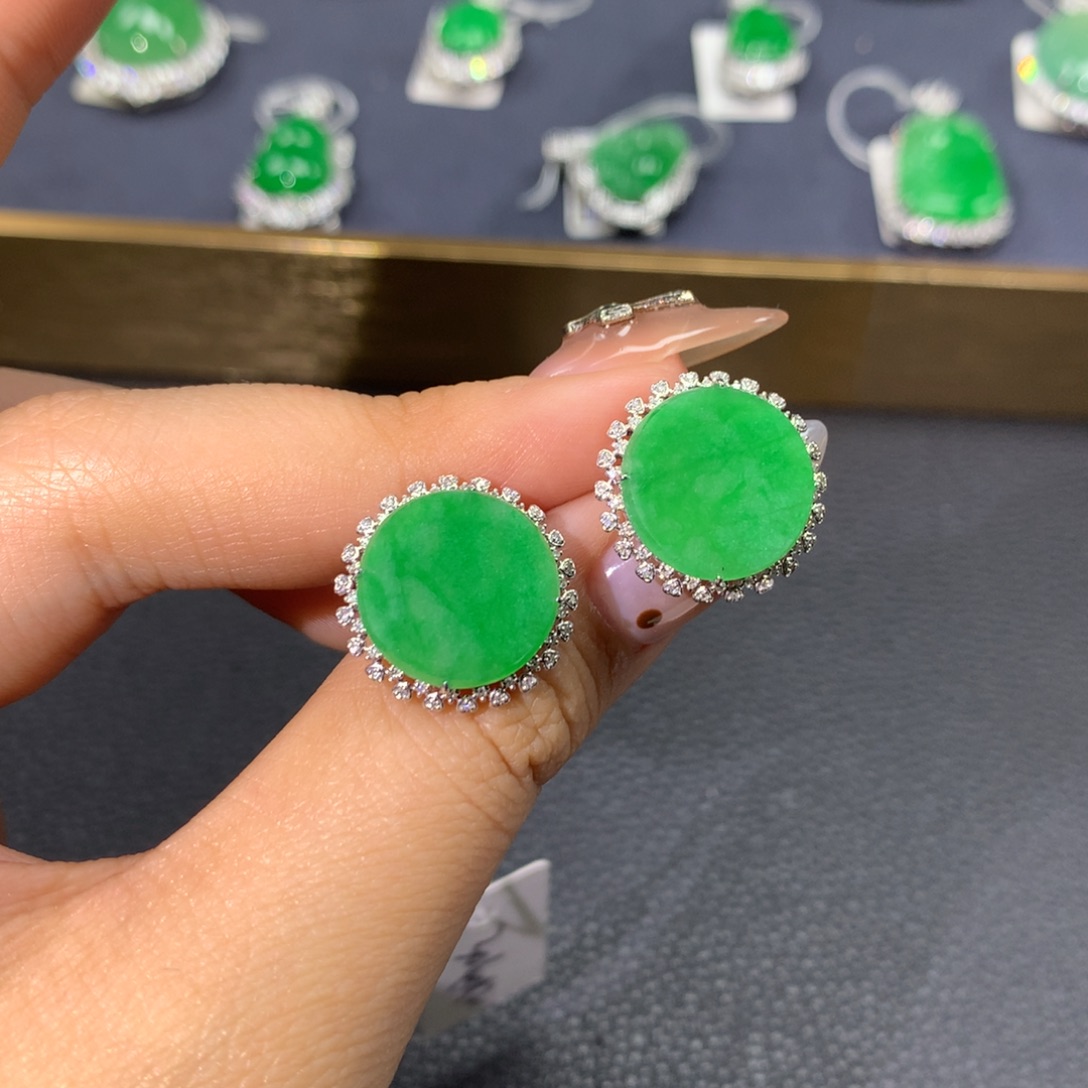 翡翠耳饰18K金镶嵌翡翠