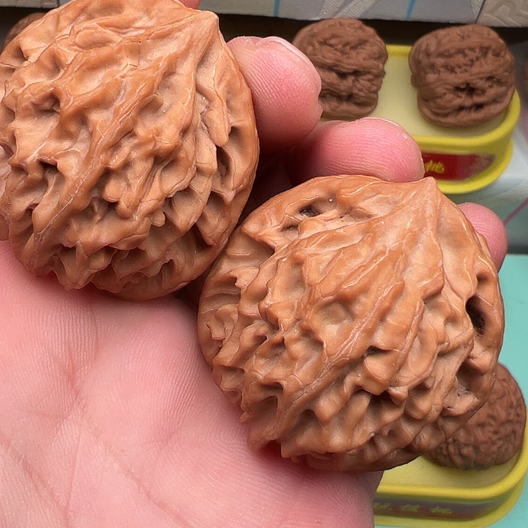 文玩核桃吊坠龙门涧40