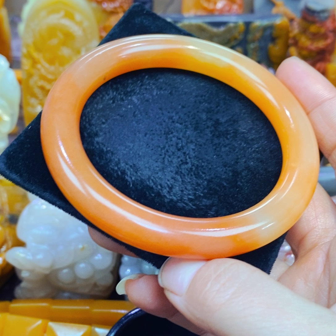 未镶嵌石英质玉（黄龙玉）吊坠(不含链)