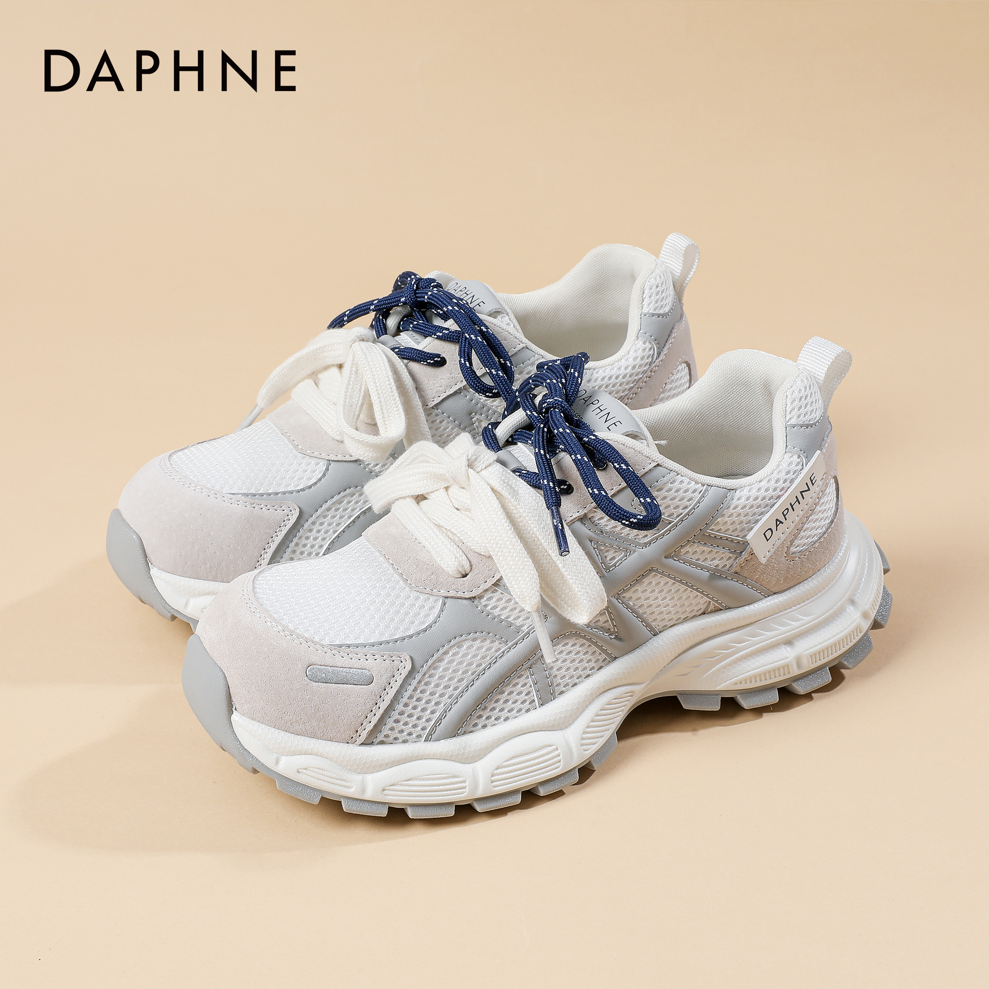 Daphne/达芙妮时尚透气老爹鞋女2025秋季时尚小个子厚底增高女鞋