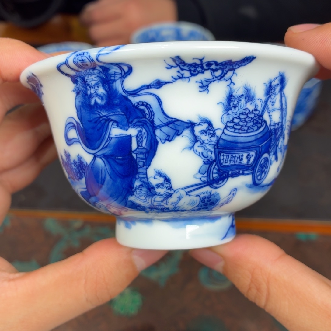 瓷杯子瓷姑娘景德镇陶瓷艺术