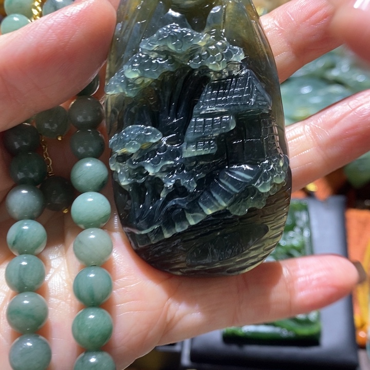 岫玉未镶嵌毛衣链