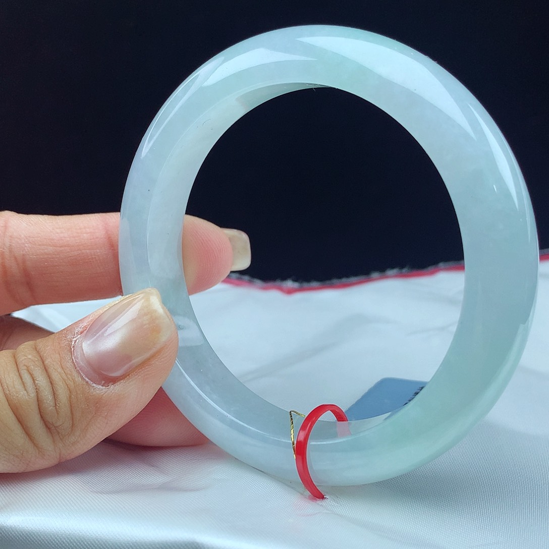 翡翠手镯未镶嵌57圈 4027