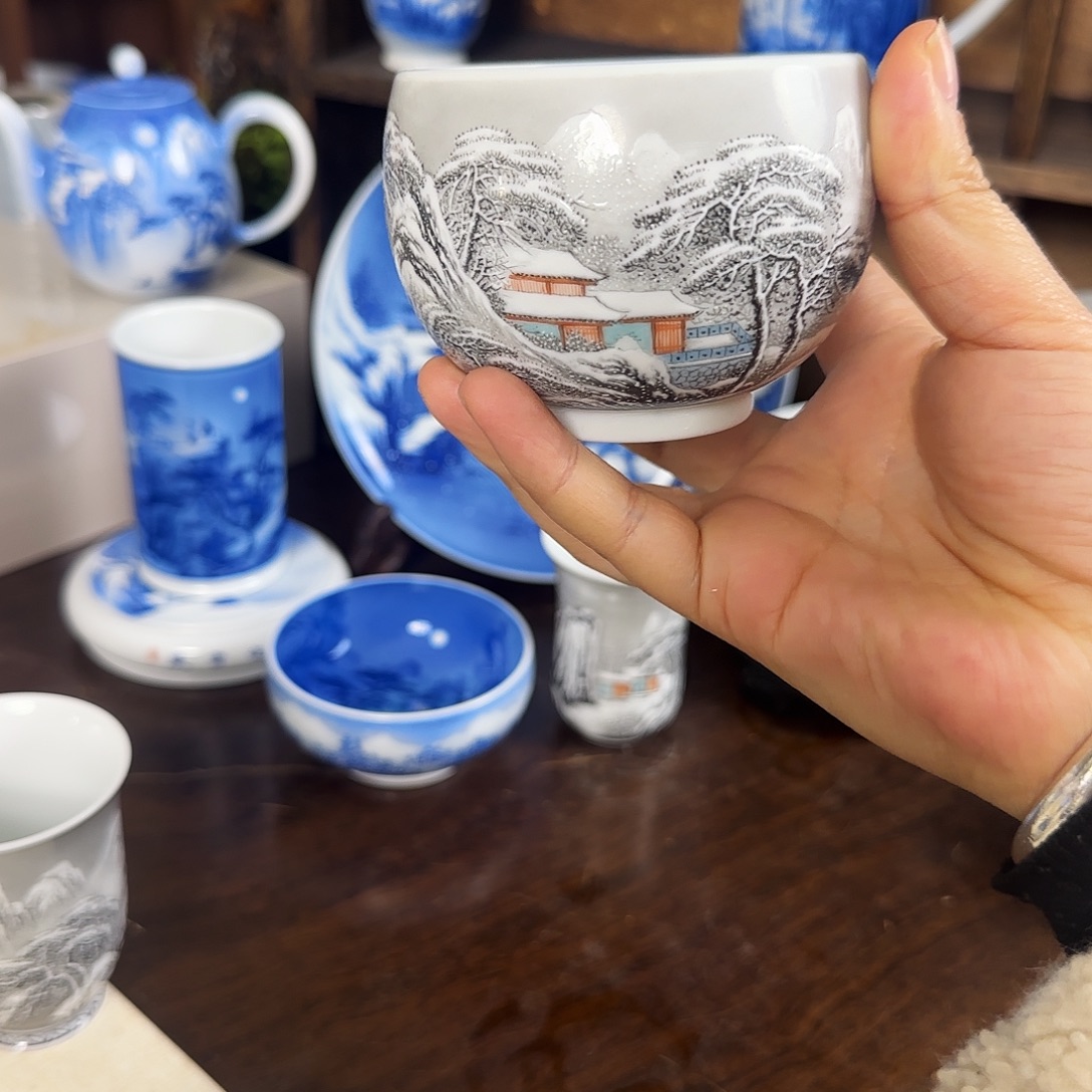 清***苏粉彩雪景山水杯杯