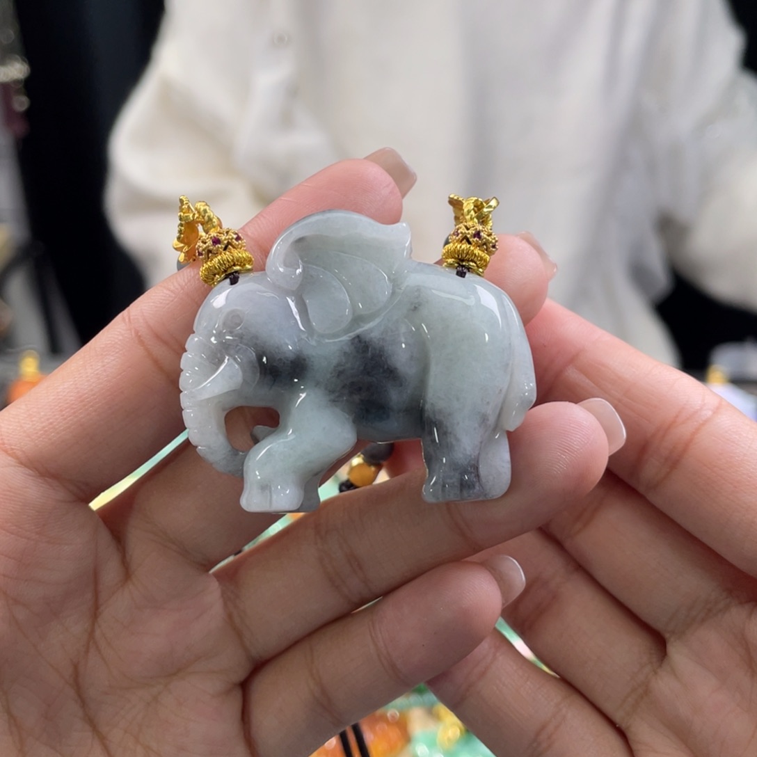 翡翠颈饰未镶嵌代编织