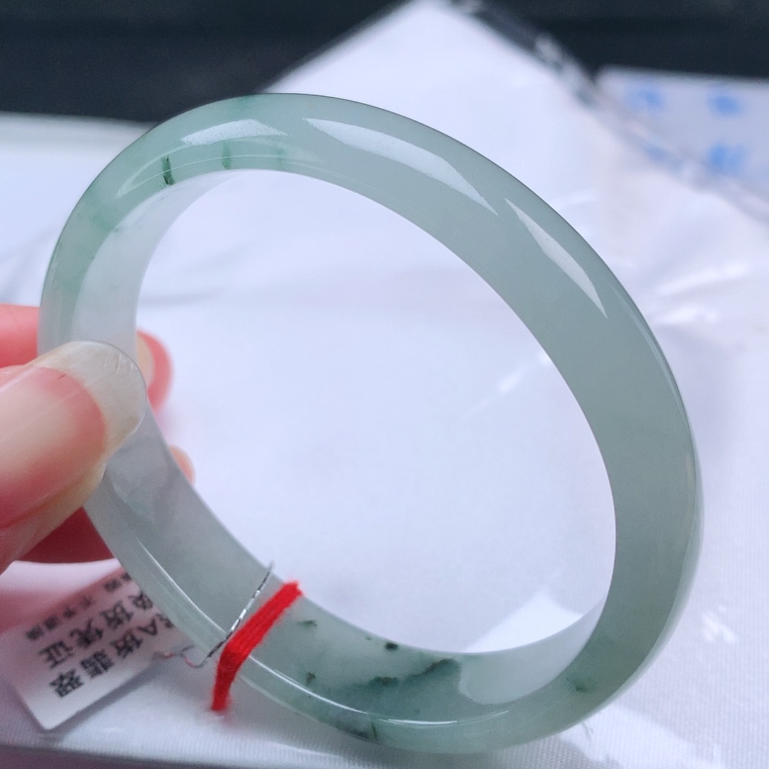 翡翠手镯未镶嵌53.5圈