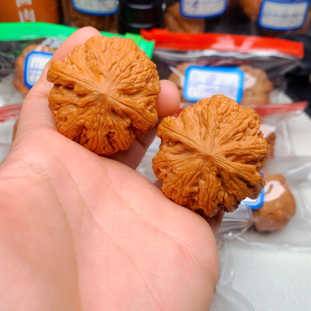 文玩核桃吊坠41圆球形大粗筋