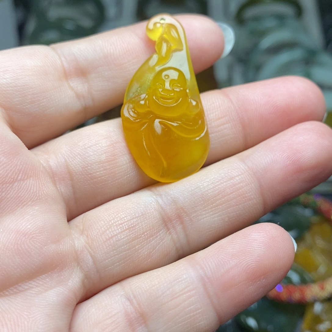 蛇纹石玉挂件未镶嵌