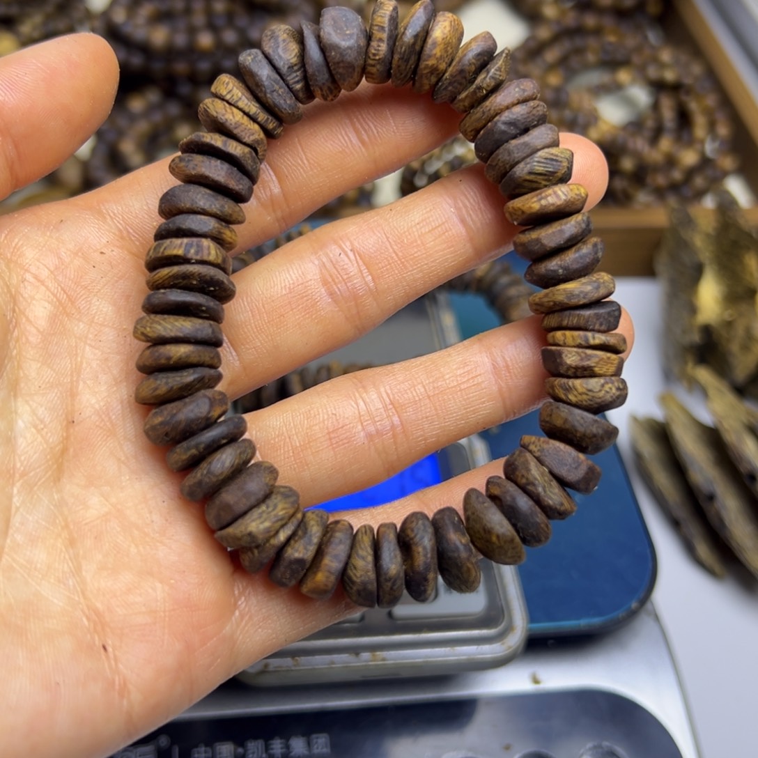 沉香沉香碎屑沉水浮壳子单圈13.8