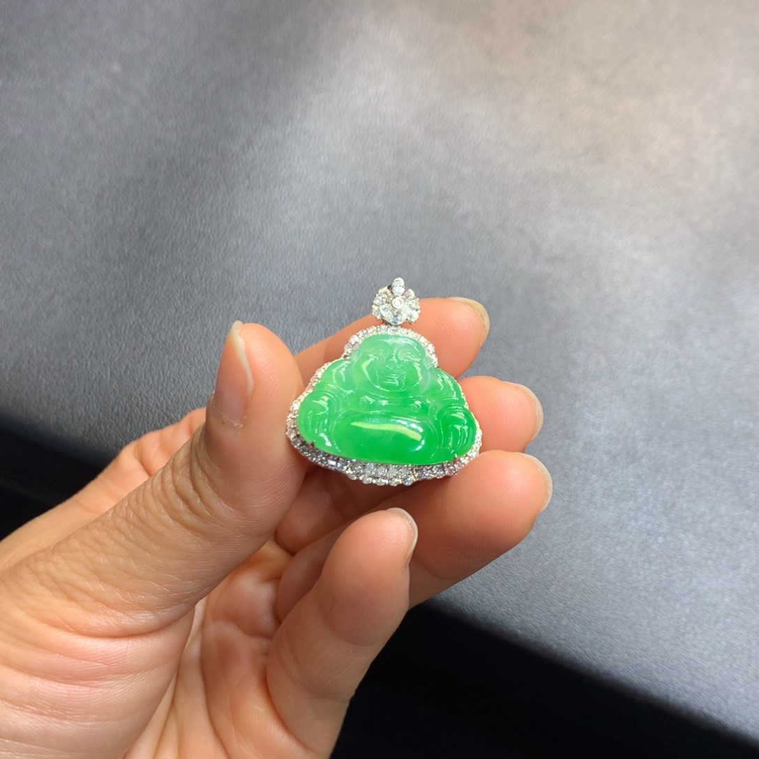 翡翠吊坠(不含链)18K金镶嵌