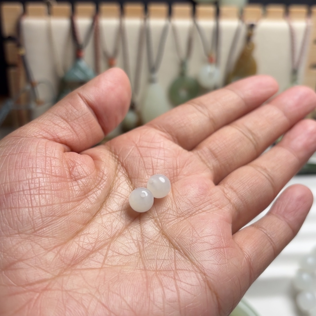 颈饰未镶嵌和田玉{****}