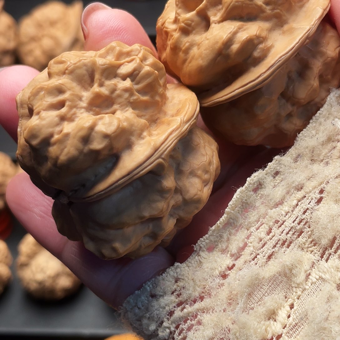 文玩核桃吊坠如****哥疙瘩包……