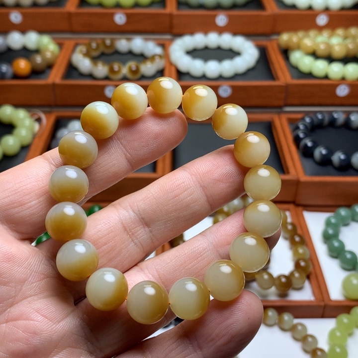 和田玉手串未镶嵌不***好