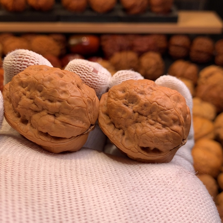 吊坠文玩核桃10………..