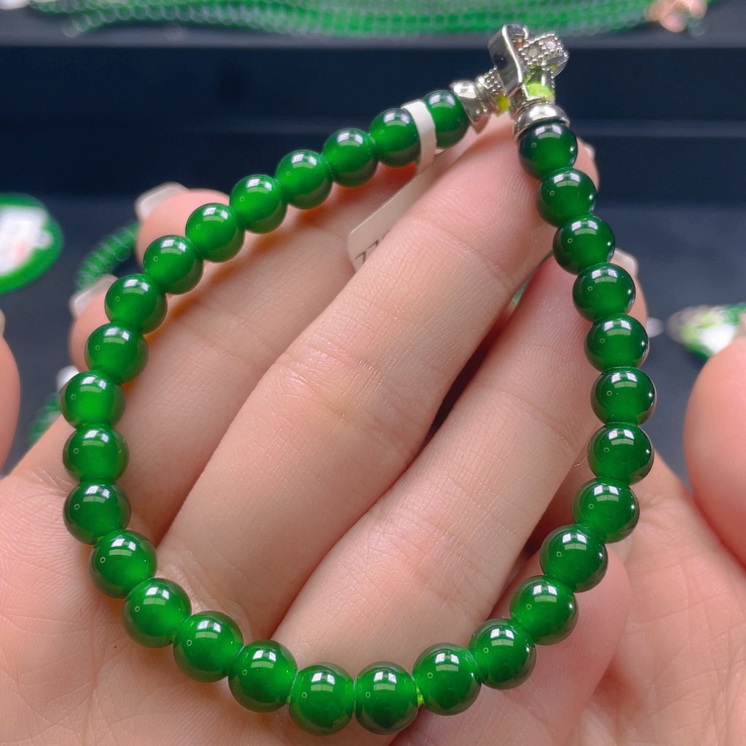 翡翠未镶嵌颈饰卡6.5m m