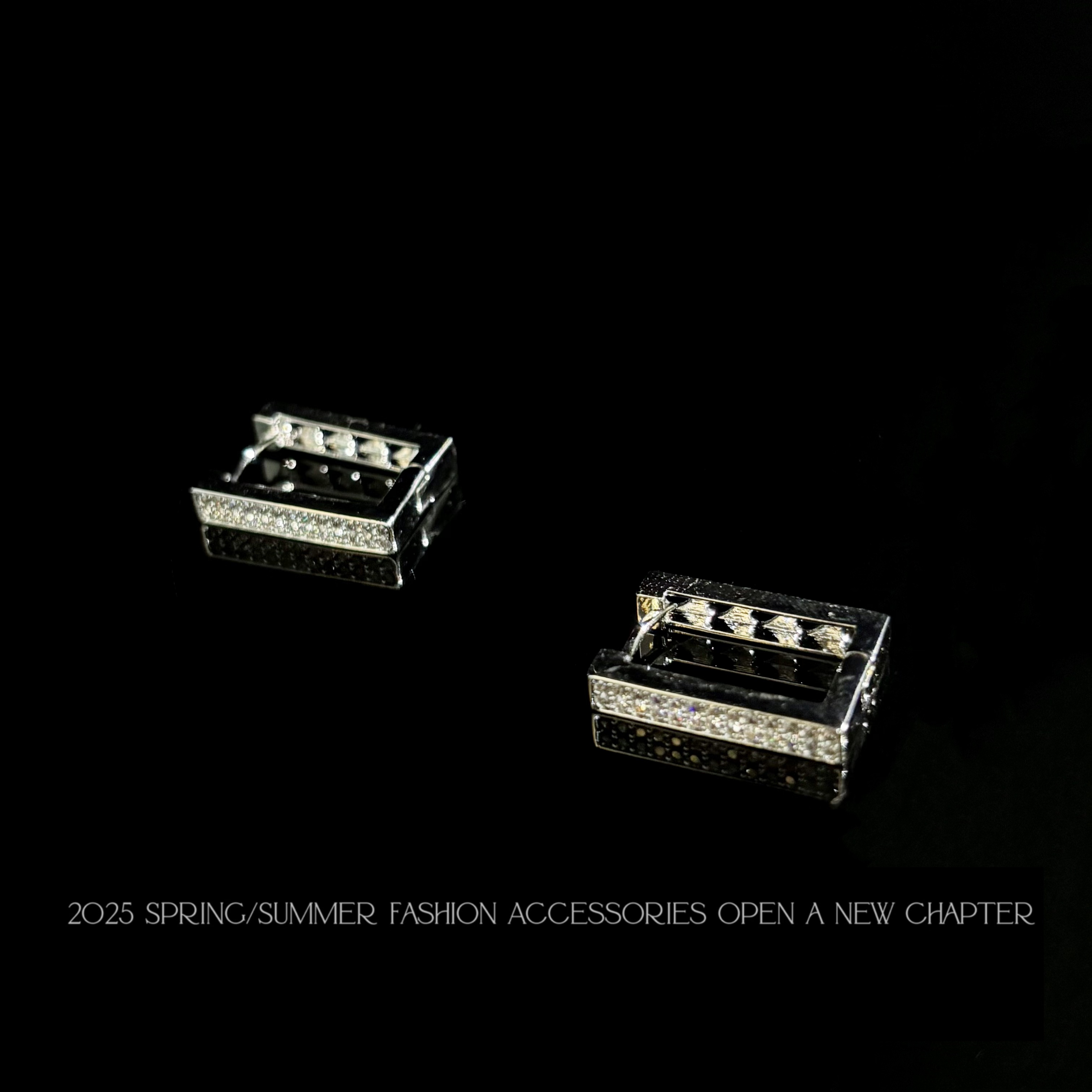 铜合金耳饰 镀K金 2025款C2368【小长扣】BOBAOLI 耳环