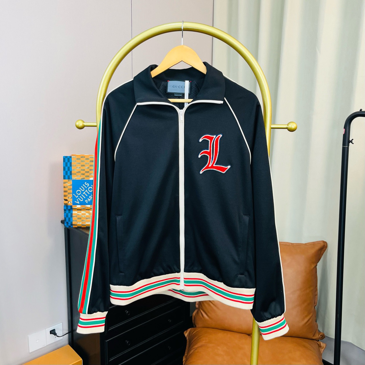 99新 GUCCI/古驰 黑色新款红绿logo夹克 M码