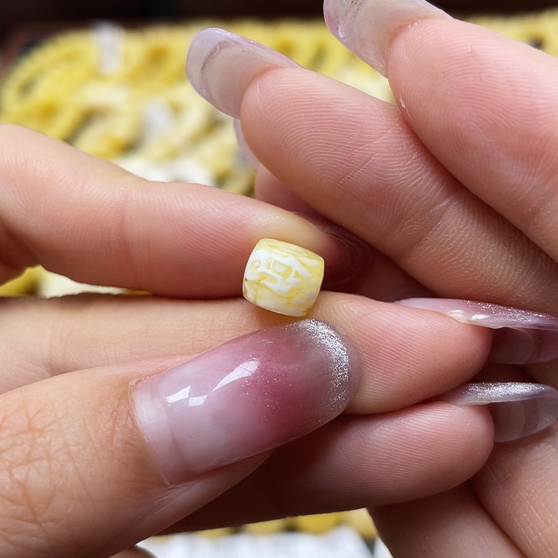 蜜蜡裸石未镶嵌直切7.8✖️6.5mm福利