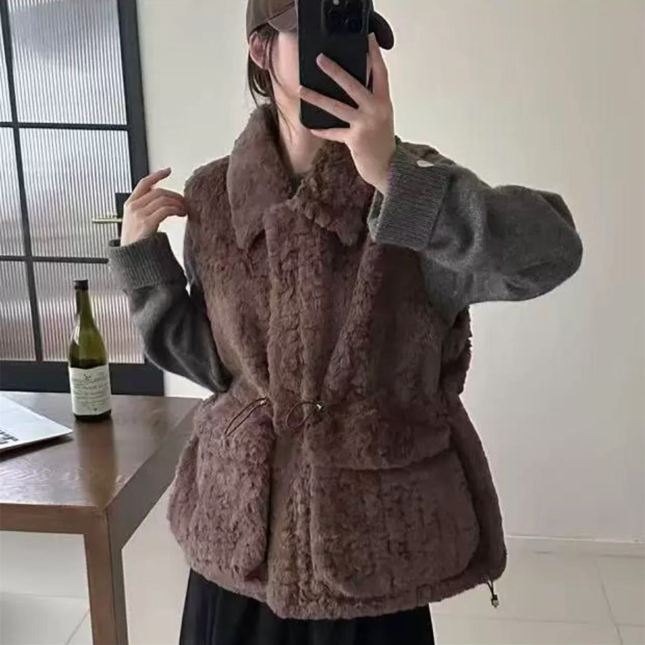 K2439 大口袋宽松翻领保暖抗寒毛绒马甲 CA15069