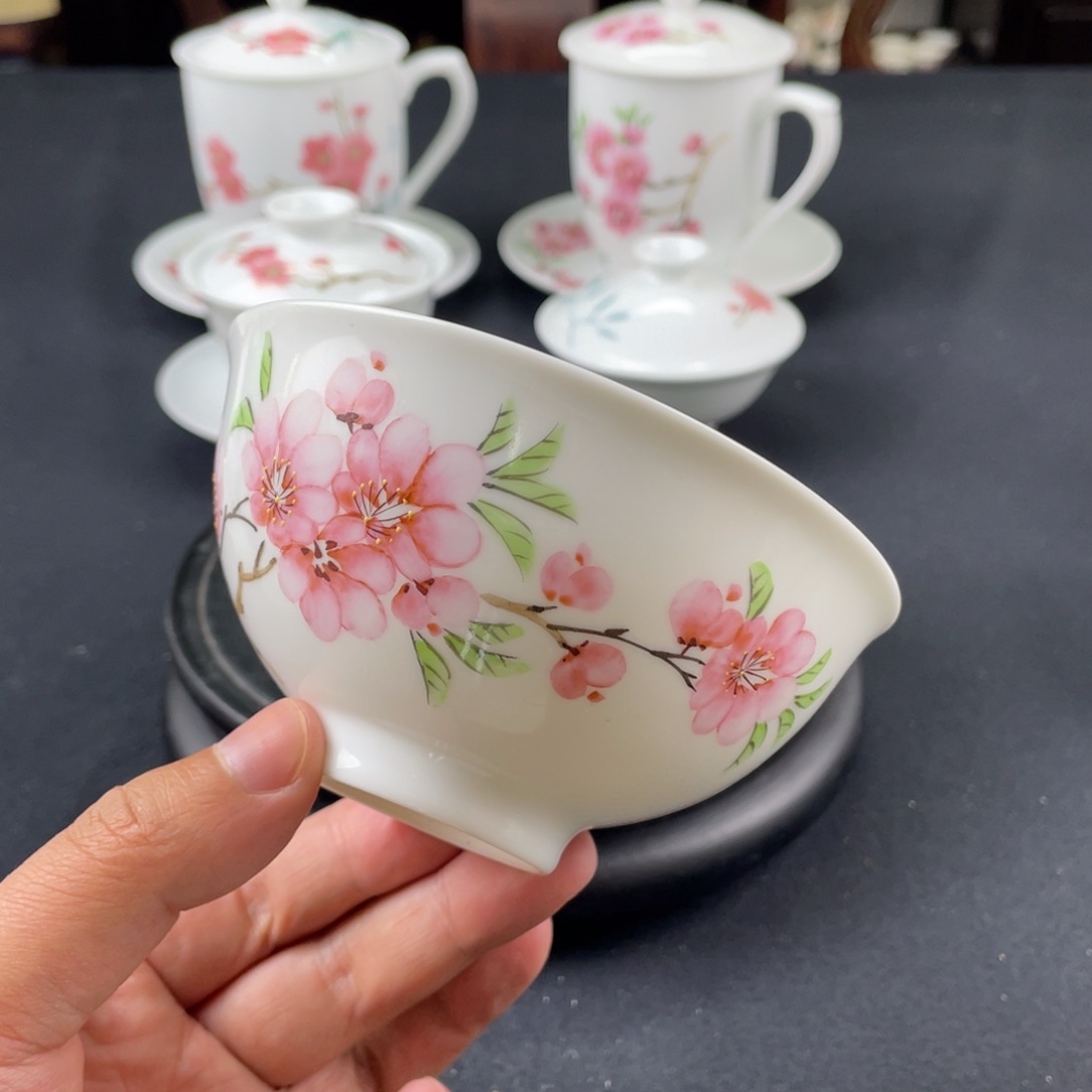 瓷片轻工业陶瓷研究所