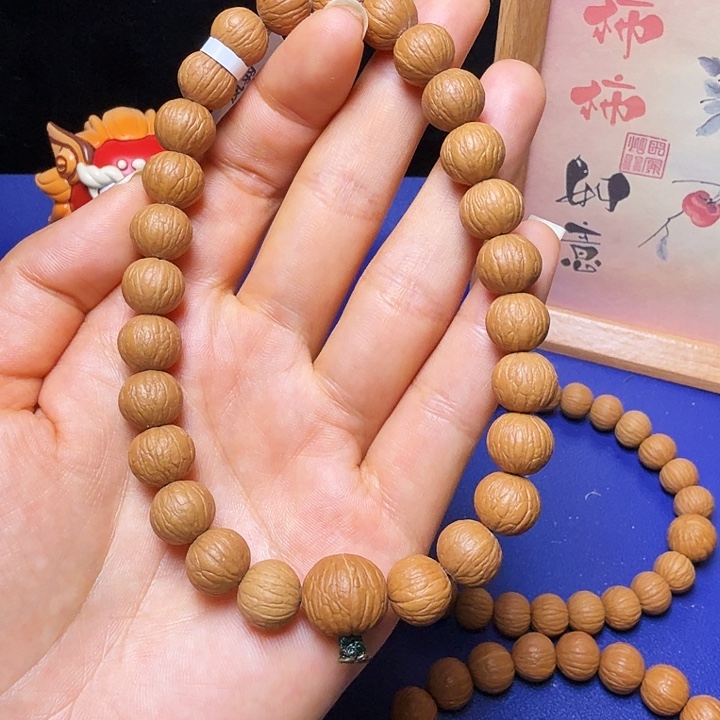 没***名吊坠猴头核桃凤羽
