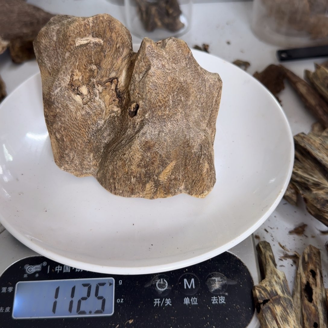 沉香碎屑沉香海南临高112克