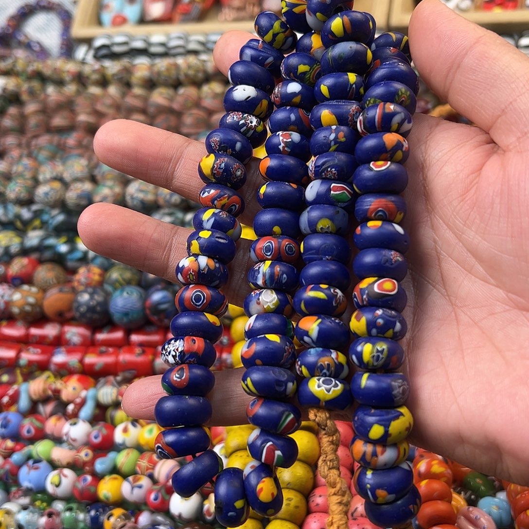 琉璃非金属蓝色甜甜圈