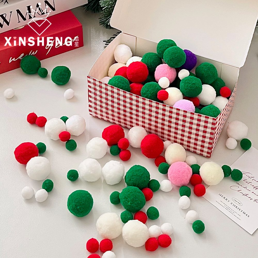 芯苼 圣诞节毛球挂饰鲜花束手工diy创意装饰多彩毛绒球圣诞树搭配