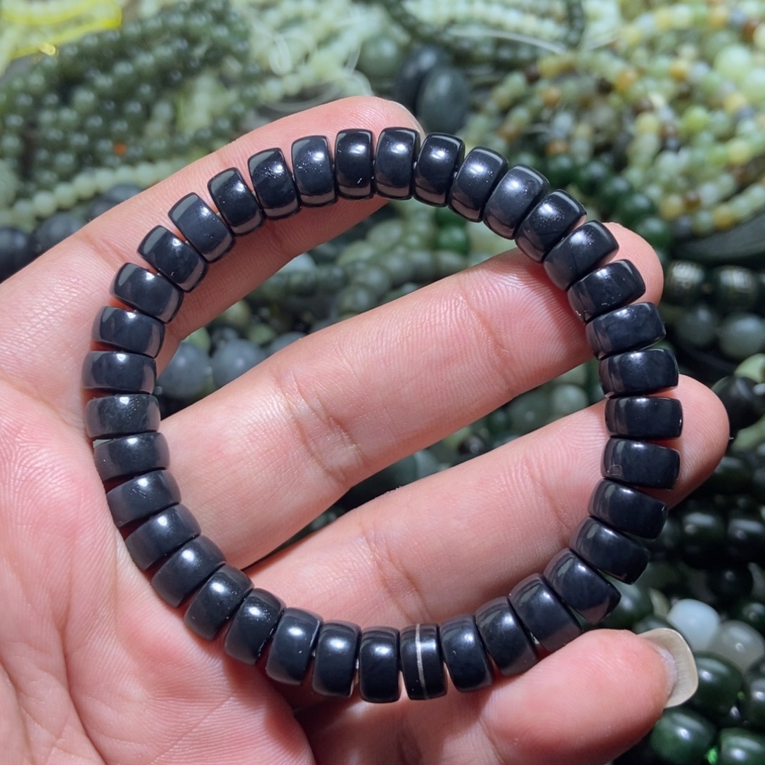 和田玉（糖玉）未镶嵌手链