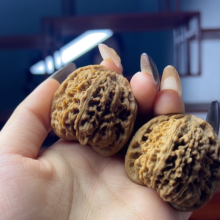 吊坠文玩核桃全品南疆43+42+