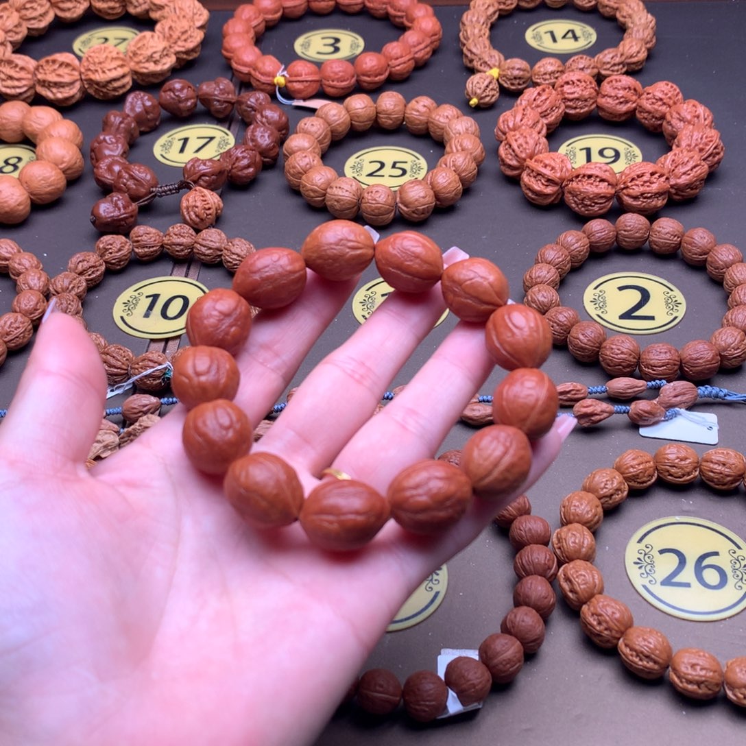 @***y文玩核桃手串无棱小枣