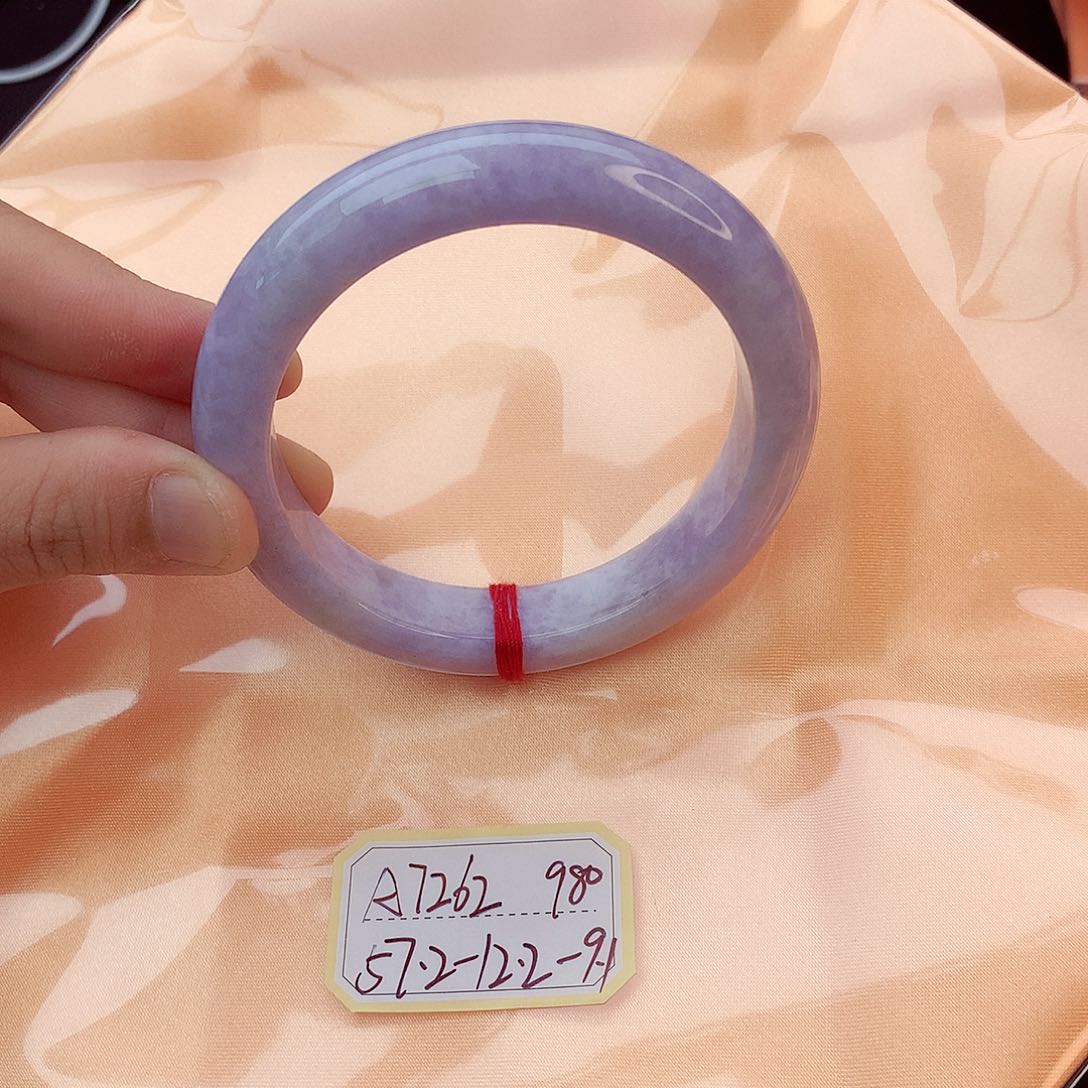 翡翠未镶嵌手镯翡翠