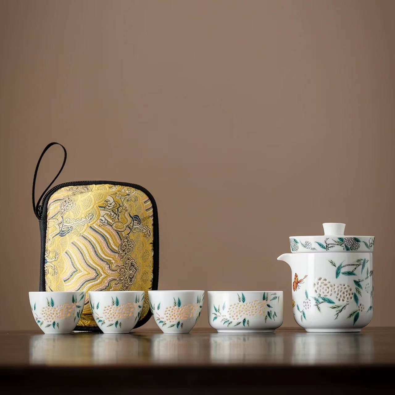 镂雕玲珑瓷旅行茶具1壶4杯带刺绣包1762高档轻奢