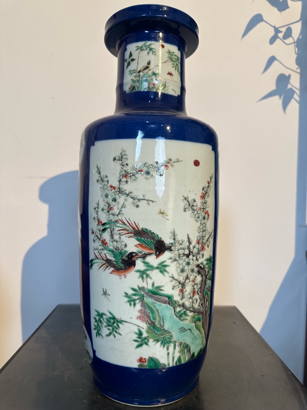 瓷器摆件纯手工雪花蓝釉带开窗五彩花鸟纹棒追槌瓶