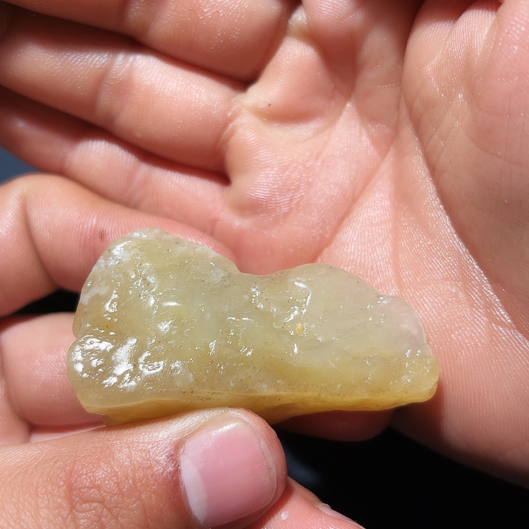 和田玉未镶嵌珠宝奇石