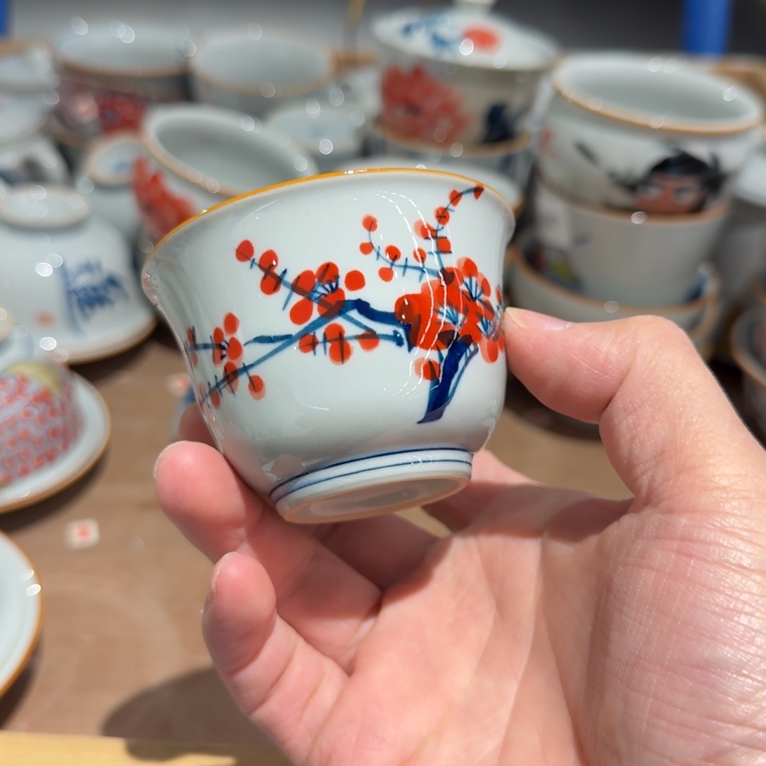 釉下手绘茶具微瑕