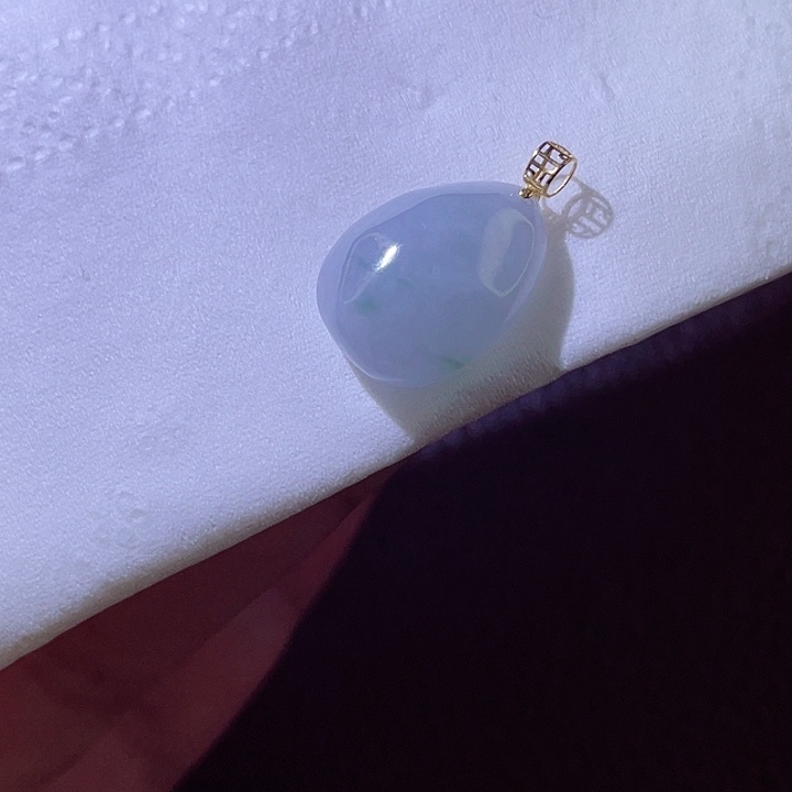 翡翠18K金镶嵌颈饰翡翠