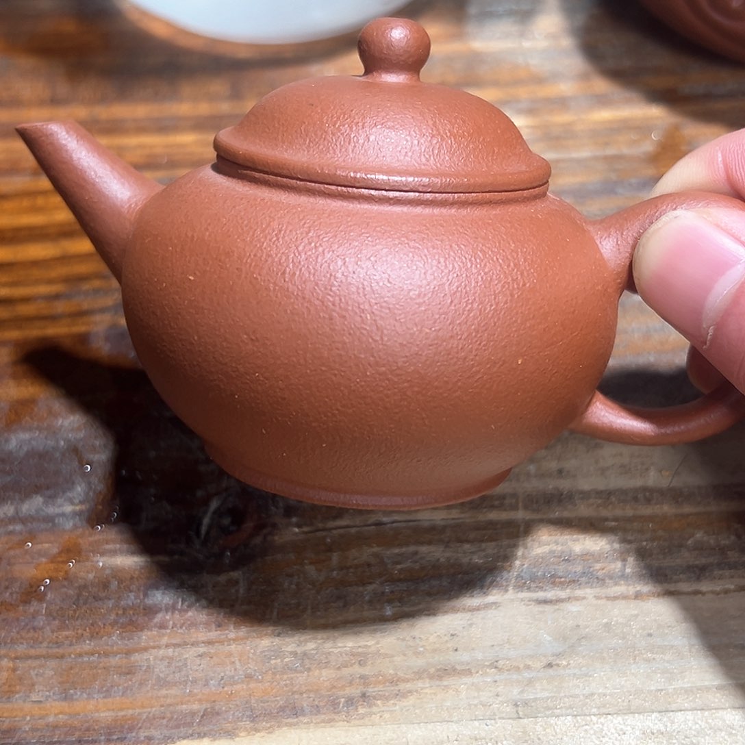 紫砂茶壶紫砂的味道很