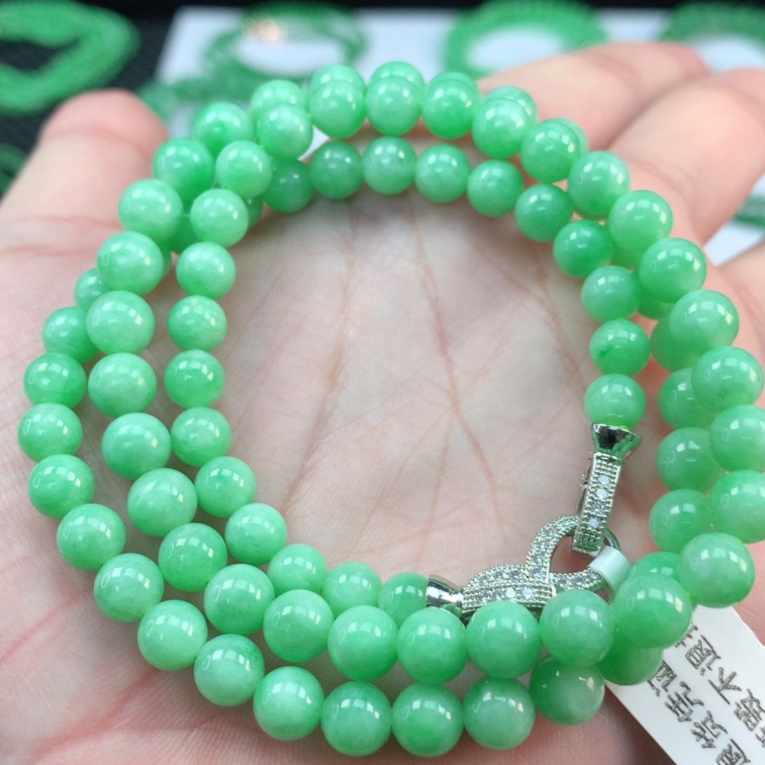 翡翠手链未镶嵌翡翠