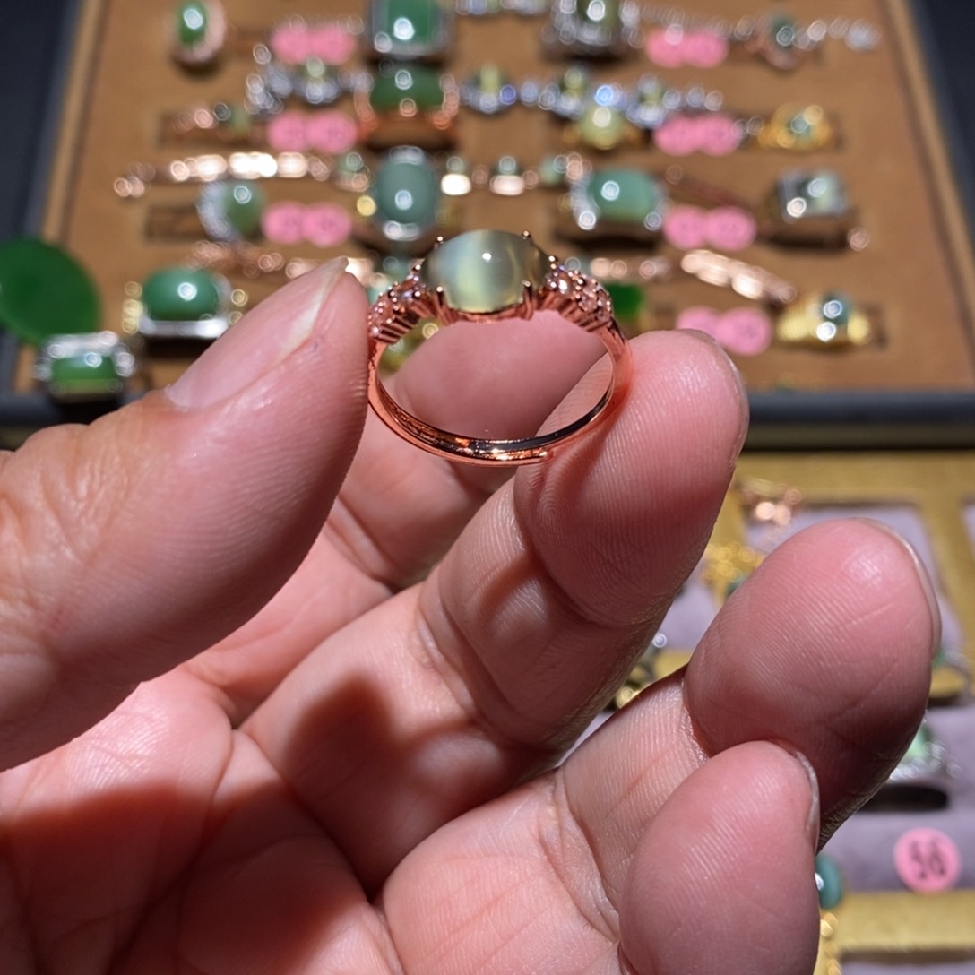 和田玉（碧玉）戒指未镶嵌