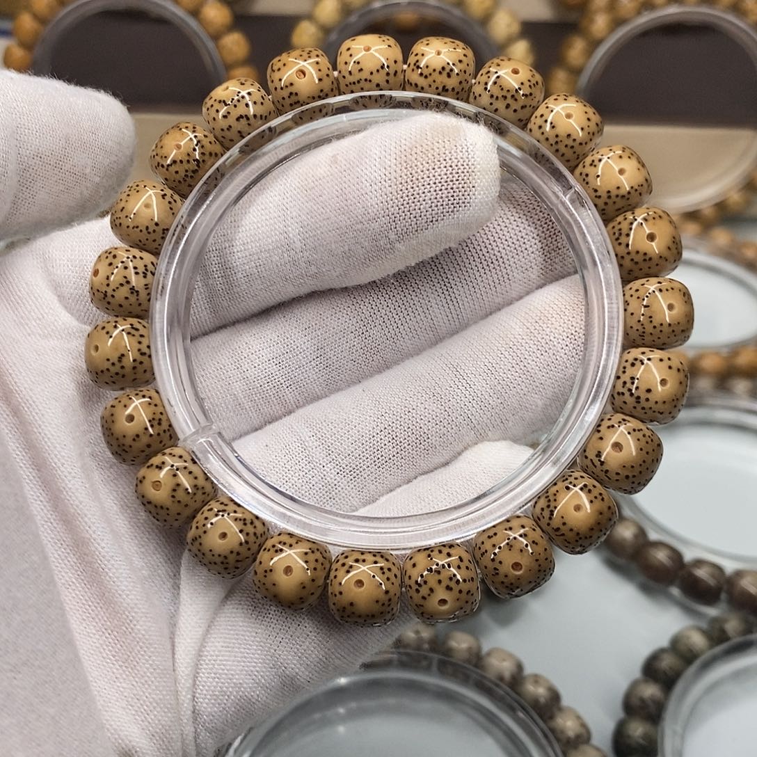 手串星月菩提9×10一物一图原生态同枝石玉老油料小细星