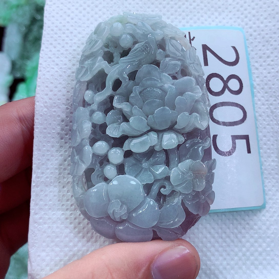 吊坠(不含链)未镶嵌翡翠