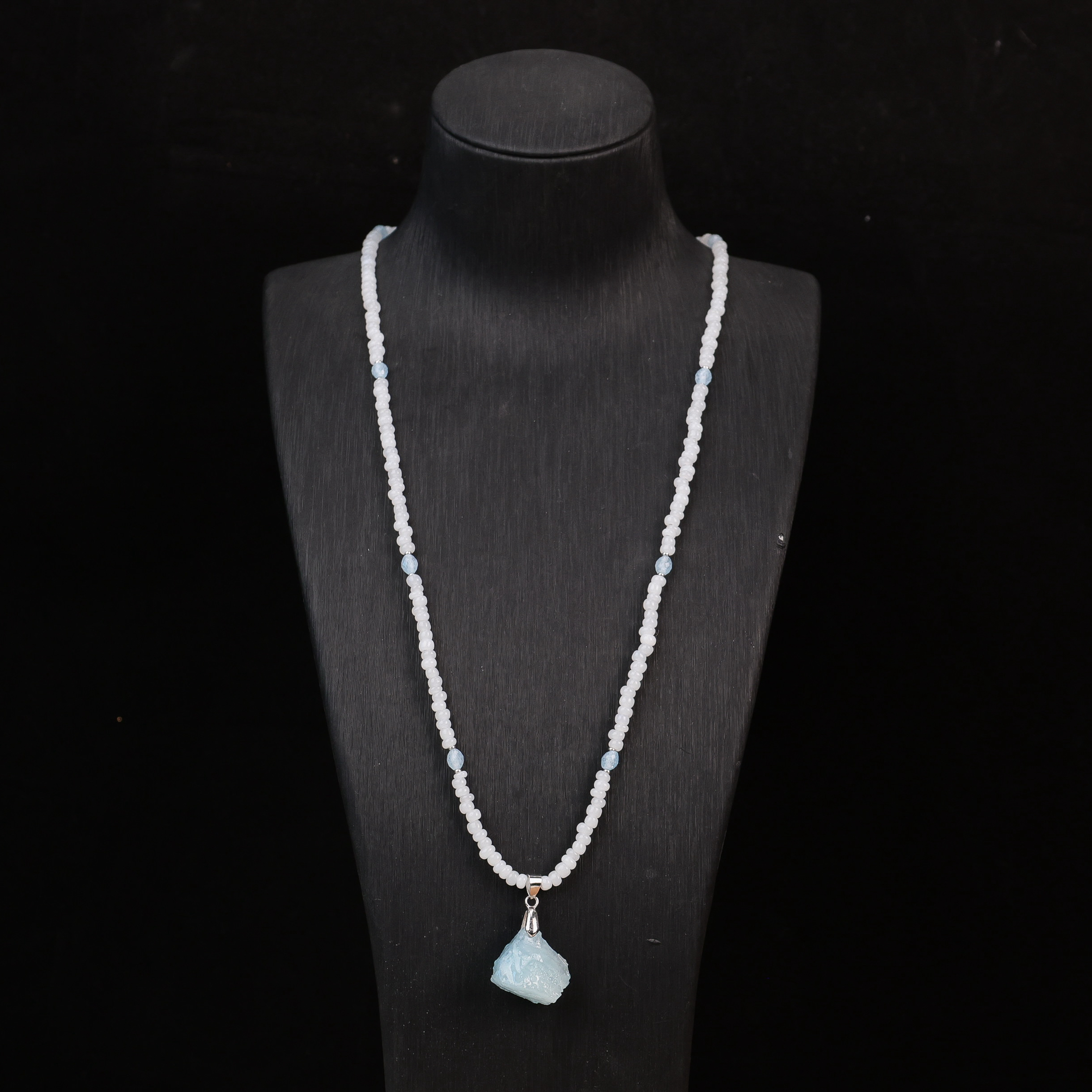 LZ3628天然海蓝宝不规则吊坠白色小米珠琉璃项链 多样性发其一