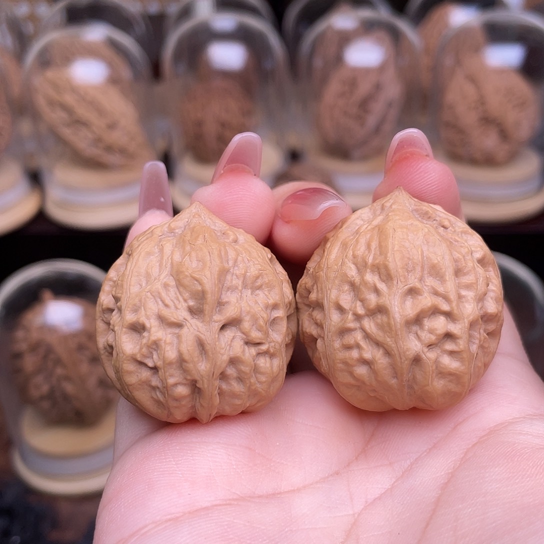 文玩核桃吊坠马蹄